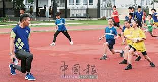 97分也是雷霆赛季得分新低，第一次得分不过百。经历了赛季初的奔袭，感觉雷霆全员都进入了疲劳期，尤其是防守掉得厉害。