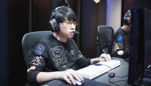 值得我们每 值得我们每