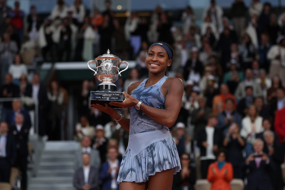 球迷们也不 球迷们也不