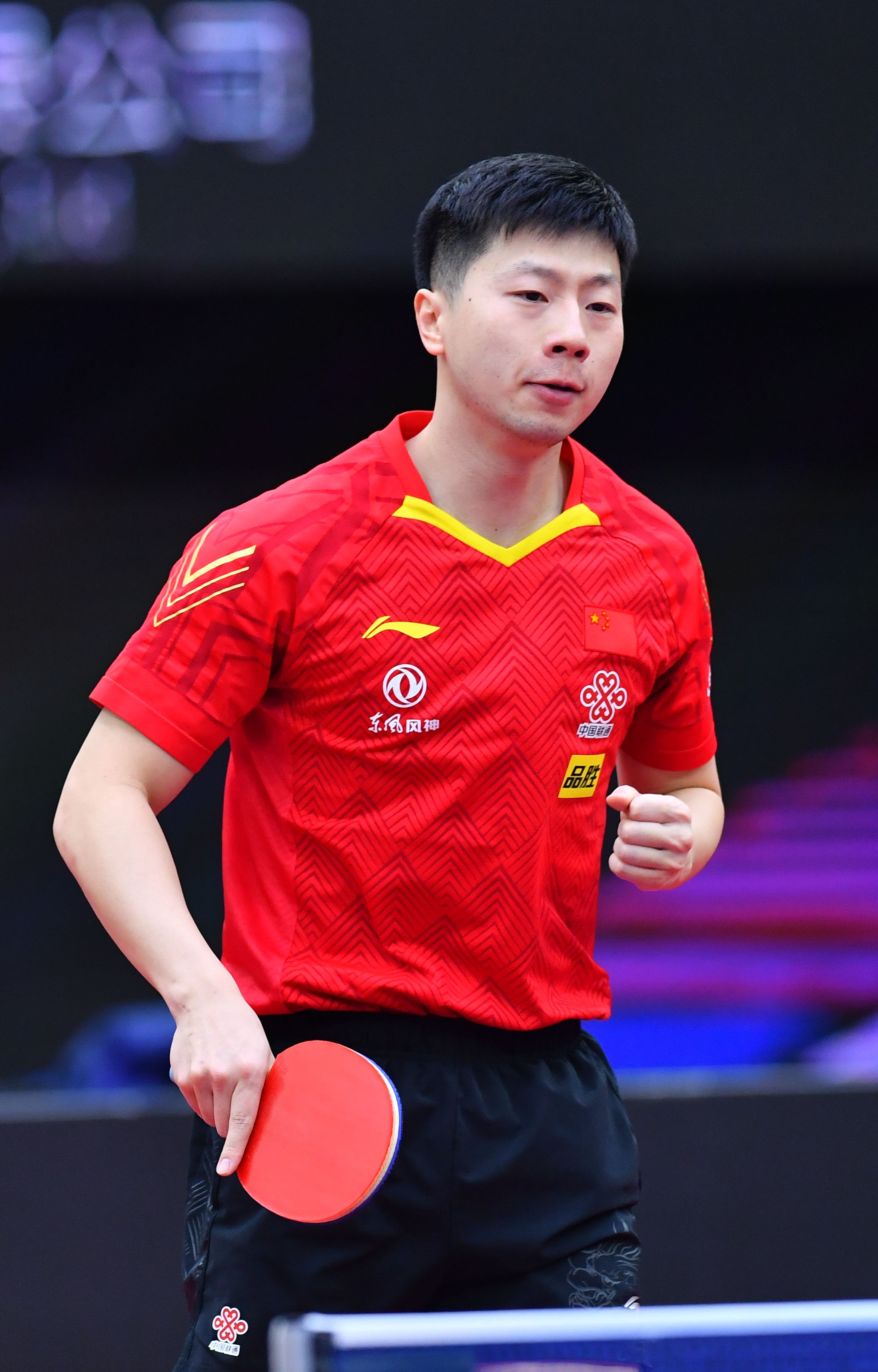 而受到罚款 而受到罚款